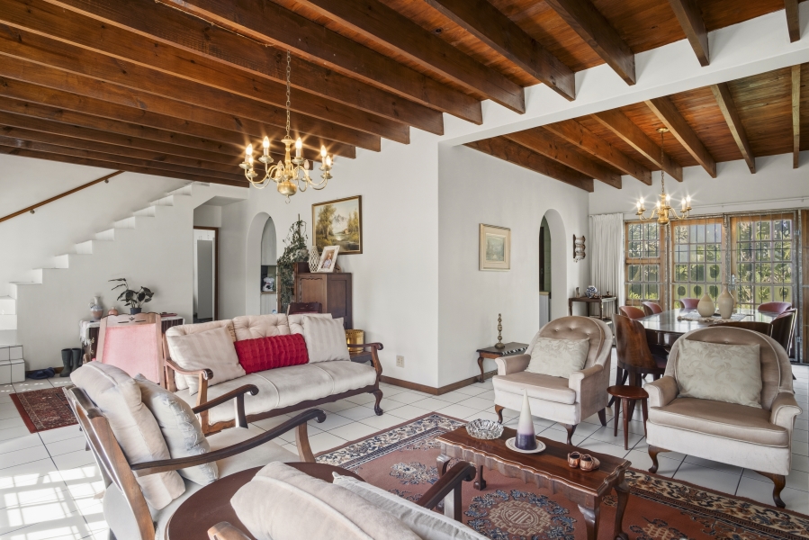 6 Bedroom Property for Sale in Schaap Kraal Western Cape
